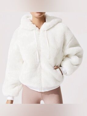 NWOT! Blanc Noir “Aspen” Faux Fur Hoodie!
